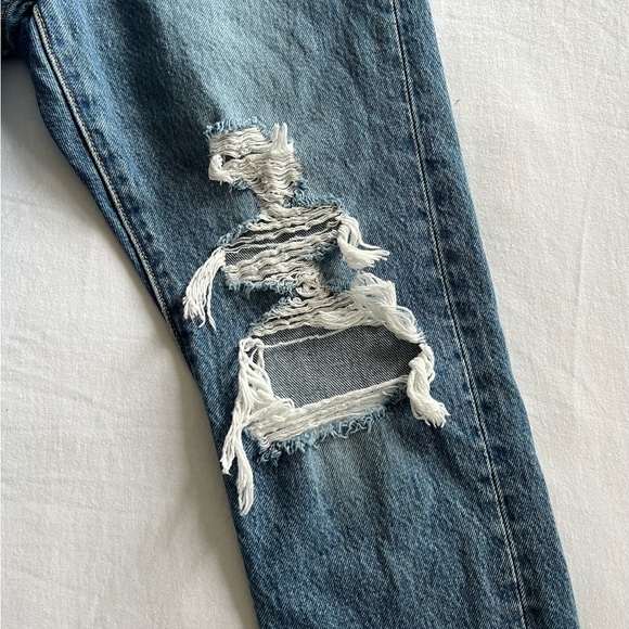Levi’s 501 Jeans - Picture 4 of 8